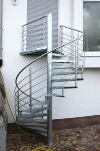Kirner_Aussentreppe_2021_06