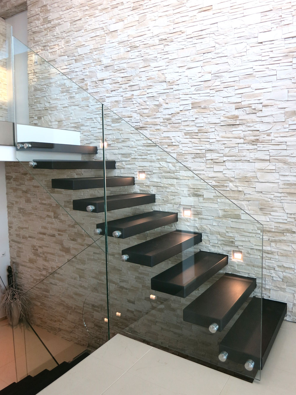 Kirner_Schwebetreppe_2021_15