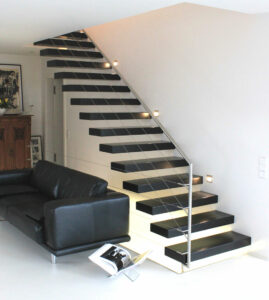 Kirner_Schwebetreppe_2021_16