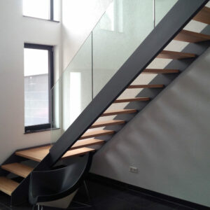 Kirner_Stahlwangentreppe_2021_04