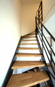 Kirner_Stahlwangentreppe_2021_18